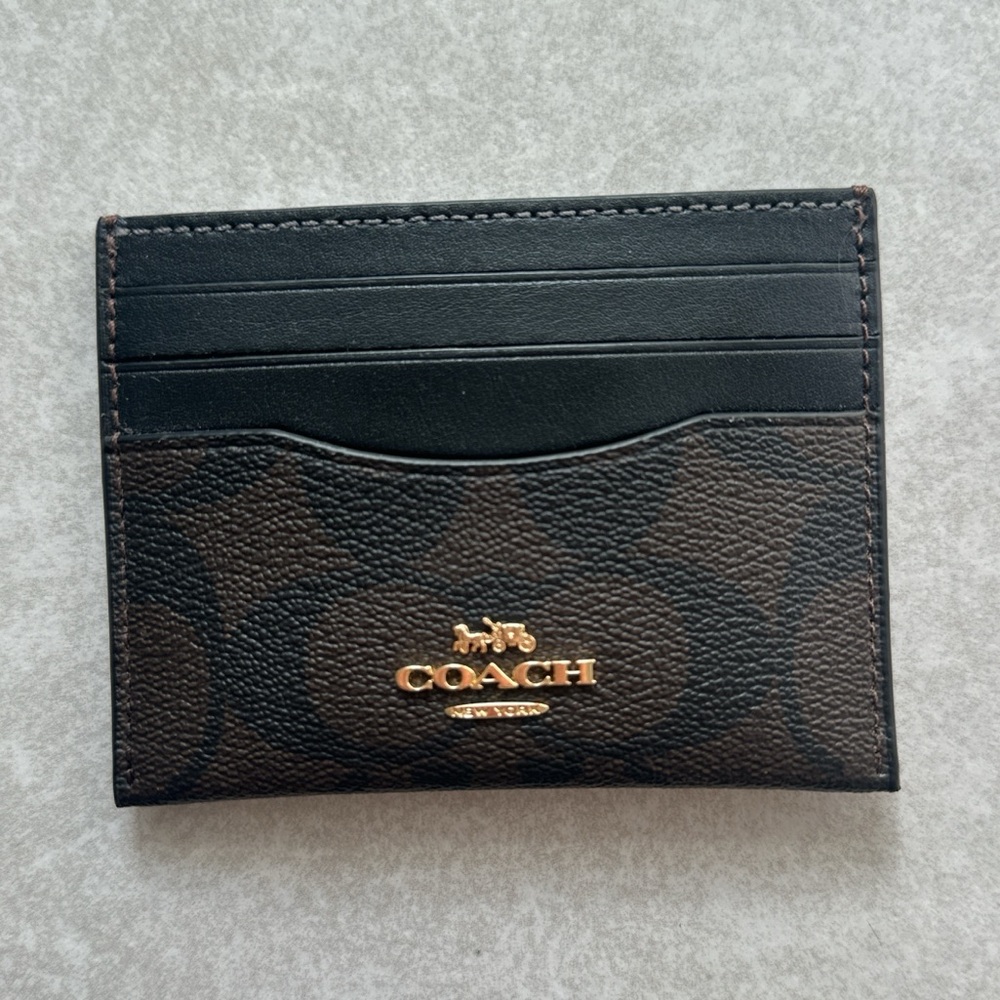 Coach Signature Black and Brown Card Holder